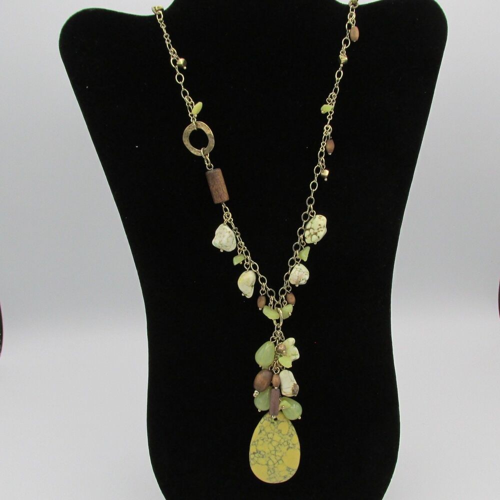 Chico's Dyed Howlite Statment Boho Style Necklace Green Lime Cord Adjustable